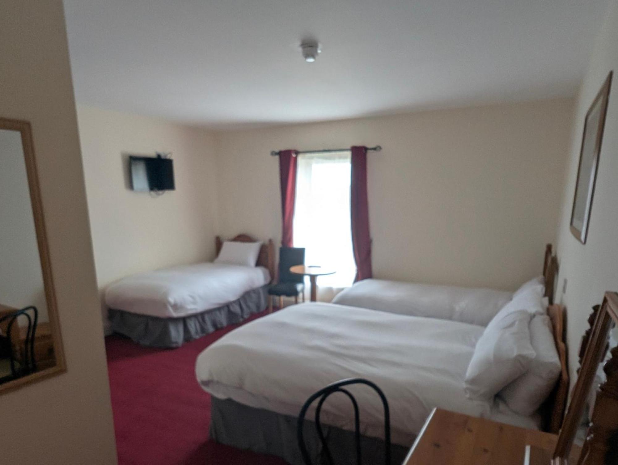 The Western Hotel Claremorris Eksteriør bilde